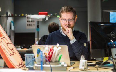 לעבוד בלי הגדרת תפקיד – פופקורן 128 עם אקילה זמבון